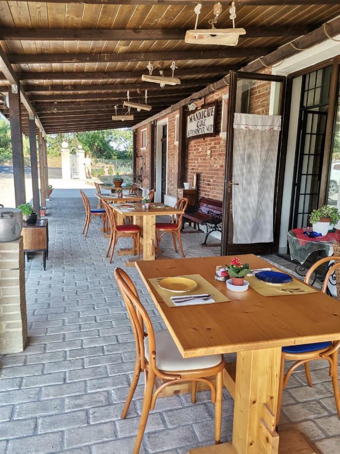 Hotel Foresteria Del Re Montelupone Exterior foto